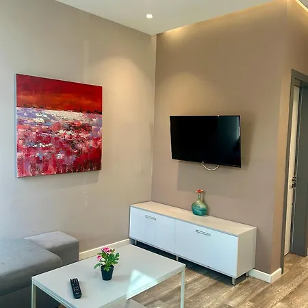 Guza Apartment
