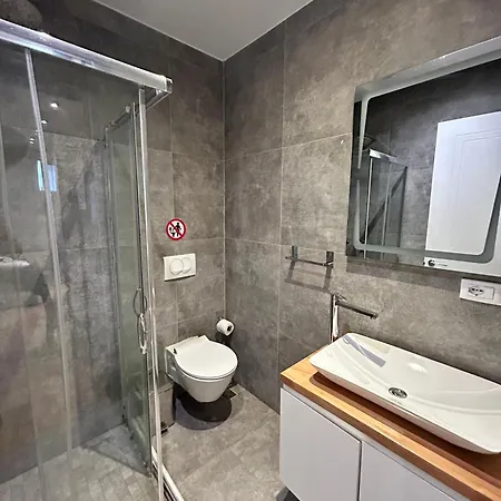 Apartment Guza *