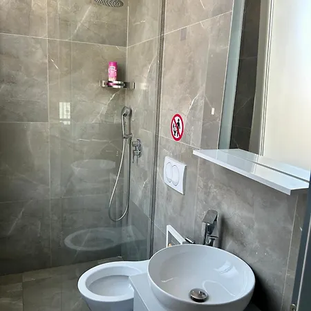 Guza Apartment *
