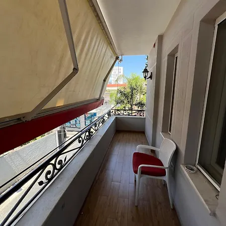 Guza Τίρανα