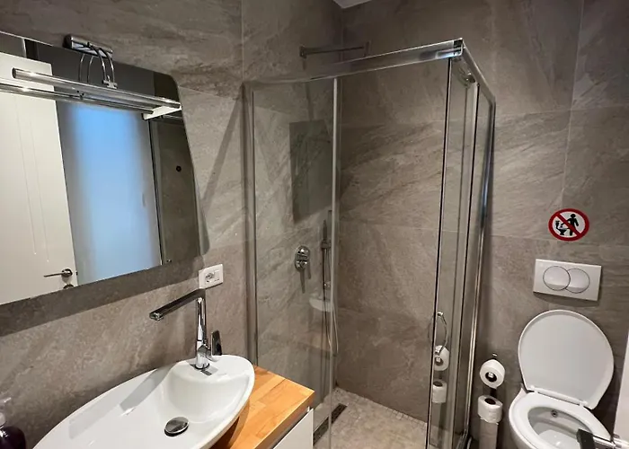 Apartment Guza Tirana